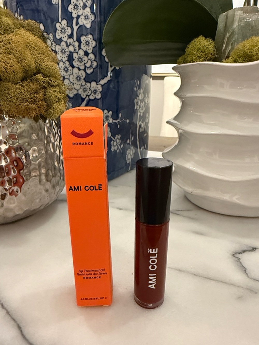 AMI COLÉ Lip Treatment Oil in Romance